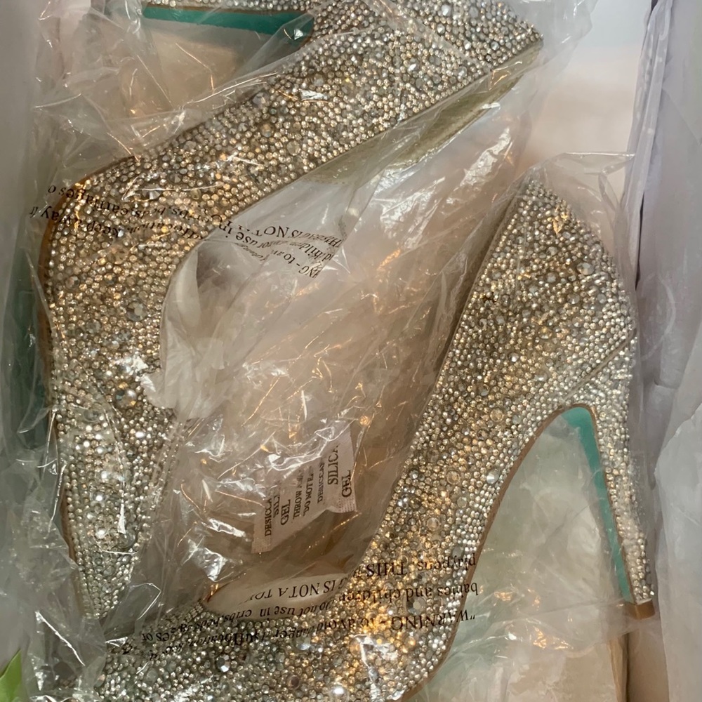 BLUE by Betsy Johnson Rhinestone Pumps